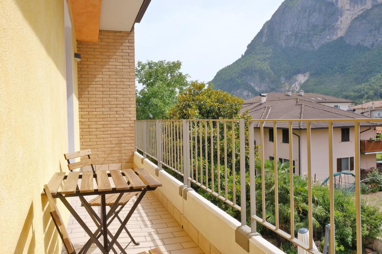Appartamenti Alle 5 Torri Mezzolombardo Esterno foto